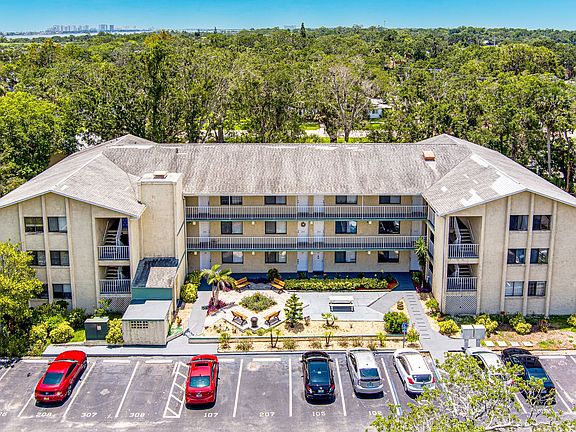 2nd image of 633 S Palmetto Ave APT 204