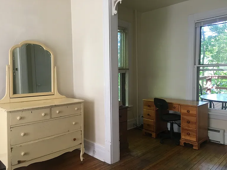 115 Giles Street — Photo 15
