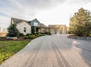 969 Wade Rd, Bowling Green, KY 42101