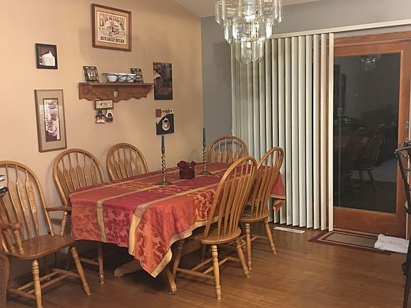 3rd image of 5395 Felton Ct