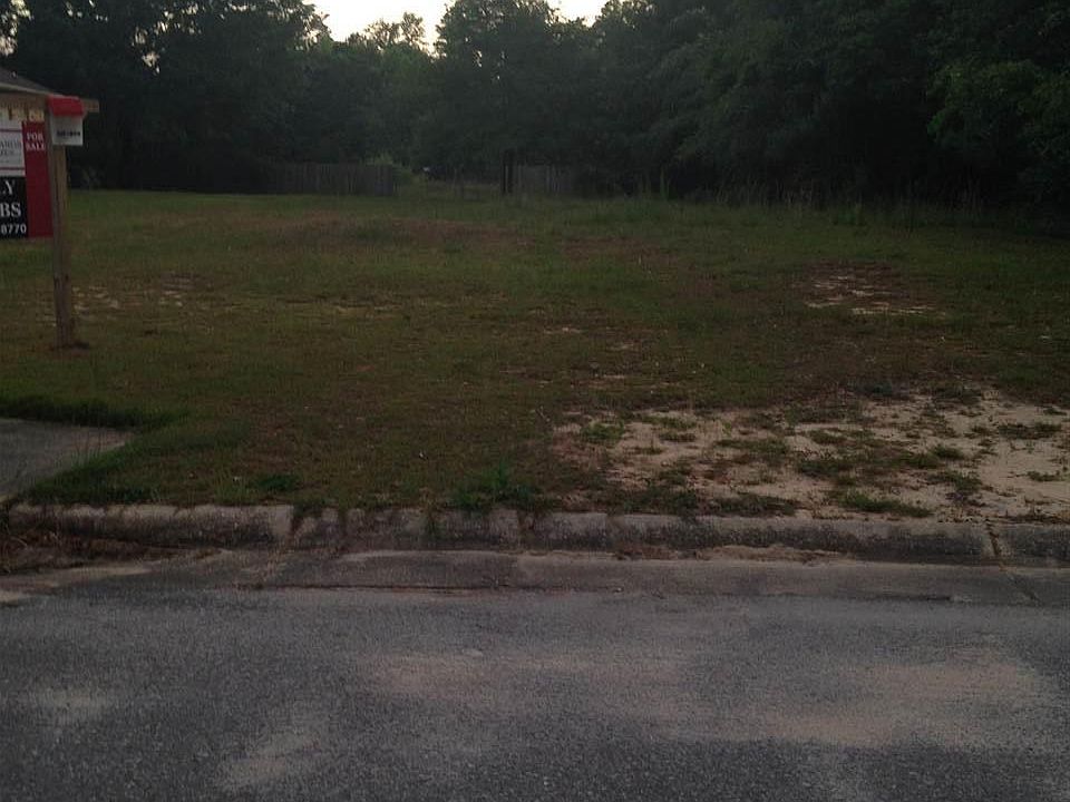 2nd image of Haley Way