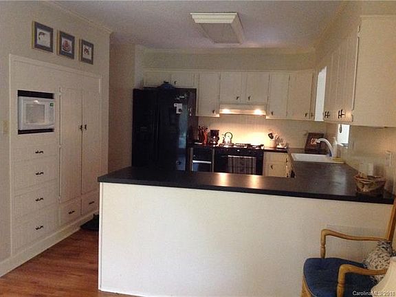 4th image of 1328 Woodrun Ct