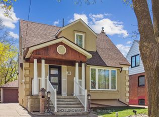 38 Riverview Hts, Toronto, ON M9P2N4