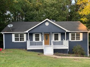 608 Wood Ridge Dr, Woodstock, GA 30189