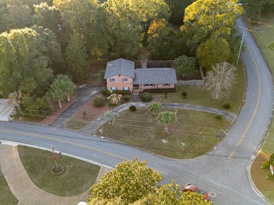 1st image of 8755 Scenic Hills Dr