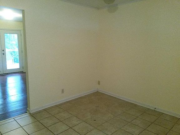 . . . and room to eat-in!