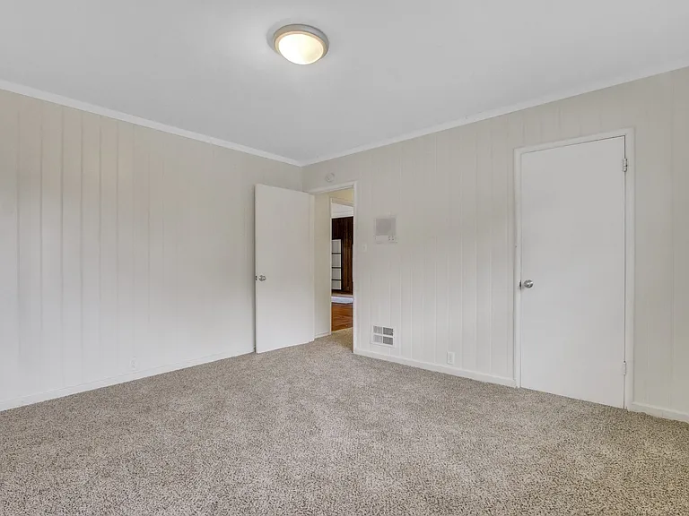 1290 Estudillo Ave — Photo 17