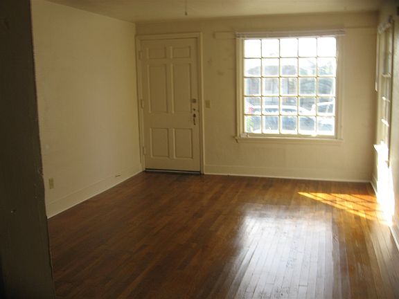 4th image of 1323 E Liberty Ave