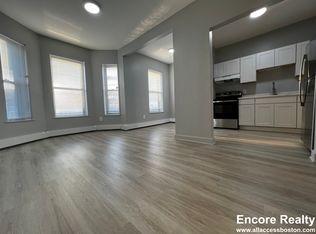 132 Warren St APT 4, Roxbury, MA 02119