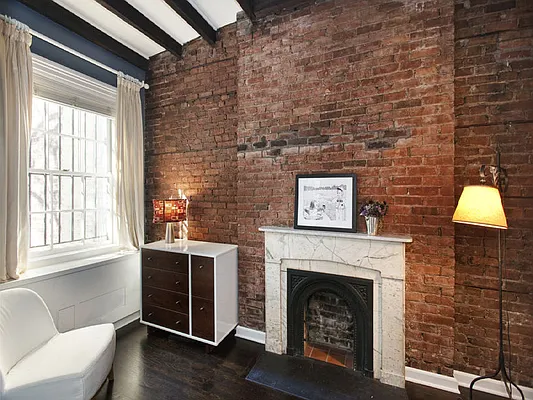 Sold by Sotheby's International Realty | media 25