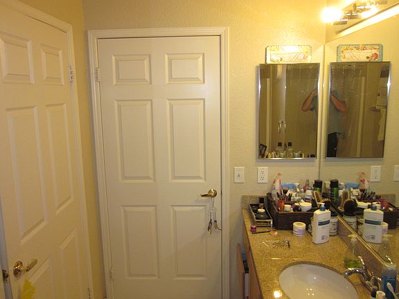 5th image of 9975 Peace Way Unit 2043