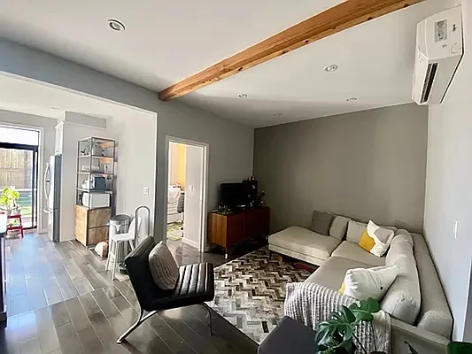 Rented by Modern Spaces | media 20