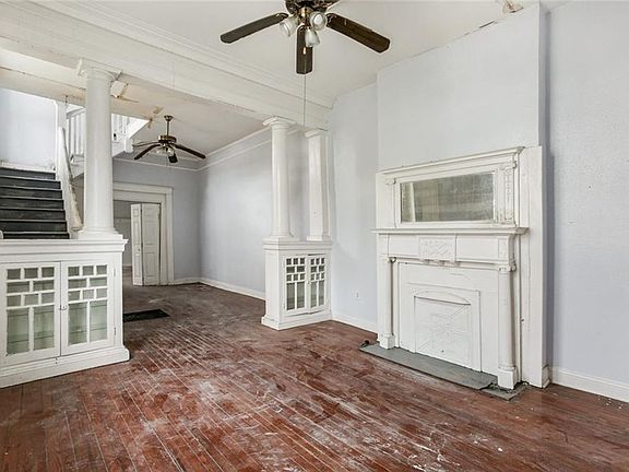 4th image of 2500-02 Peniston St