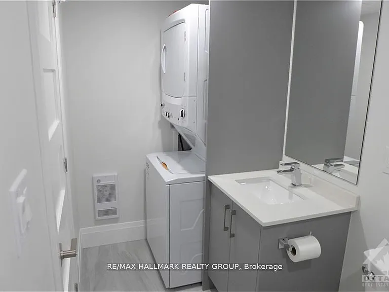375 Mackay St #6 — Photo 10