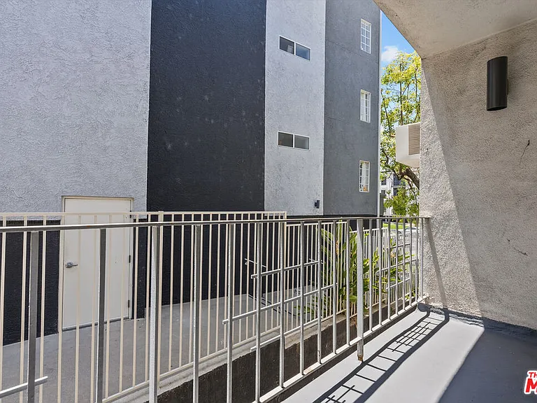 15286 Sutton St #102 — Photo 7