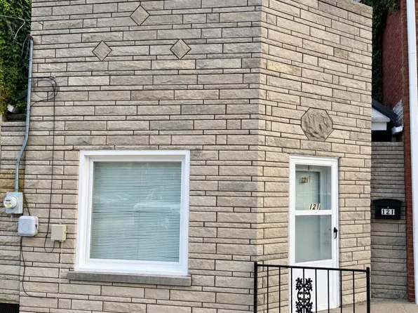 121 Short St, Harrodsburg, KY 40330