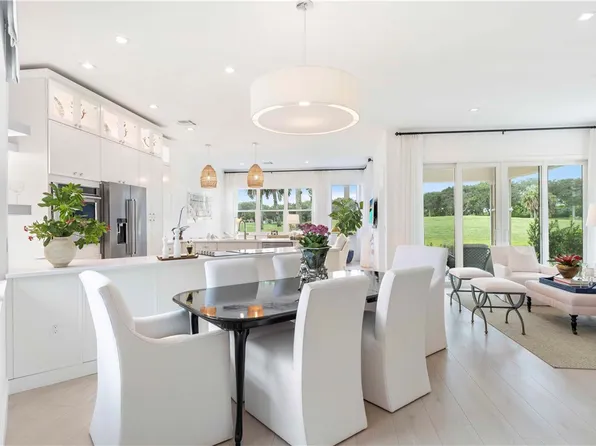 1629 Victoria Cir, Vero Beach, FL 32967