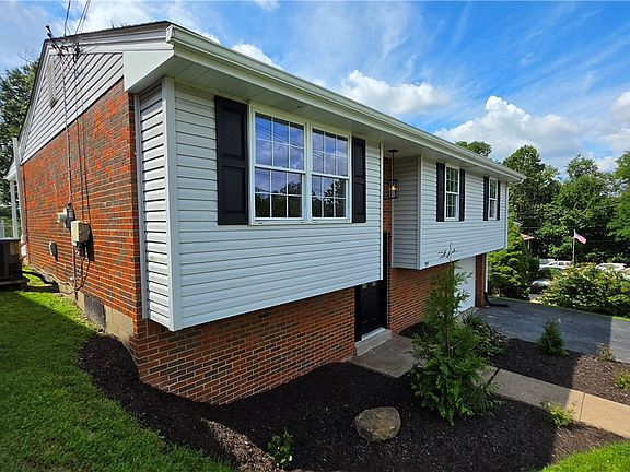 2nd image of 745 Sara Ln