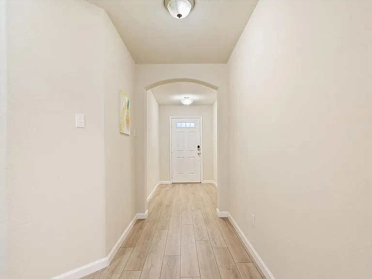 3105 Beutel Rd — Photo 12