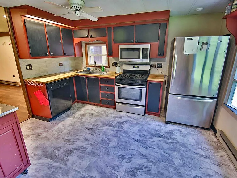 8 Cross Roads Dr — Photo 8