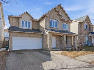 939 Cahill Dr W, Ottawa, ON K1V2C3