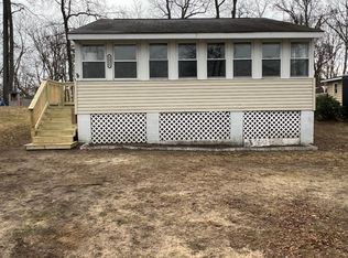 1411 Woodland Beach Rd, Pasadena, MD 21122