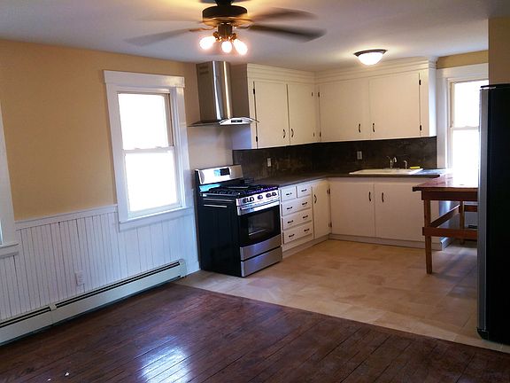 Kitchen - New gas range, and fridge