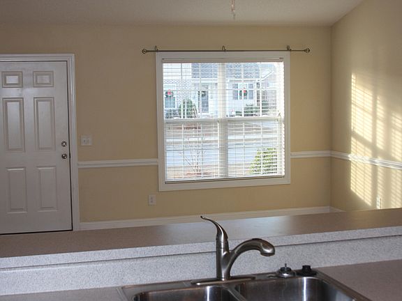 5th image of 2321 B Sadler Dr #B