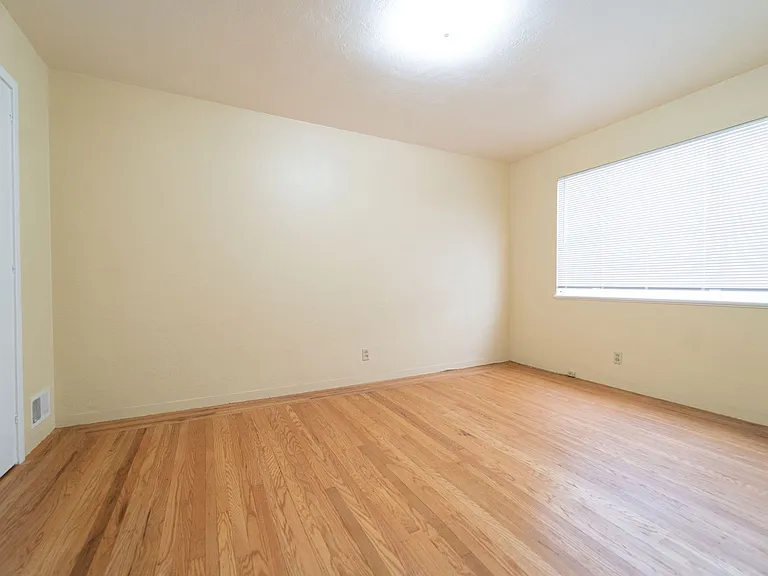 1820 Spruce St. — Photo 10