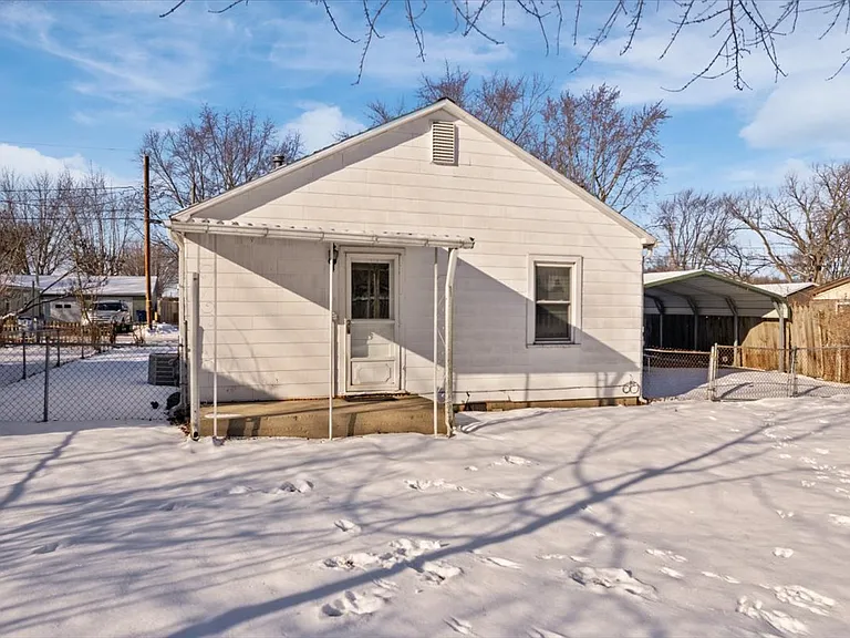 3241 S Harvey St — Photo 24