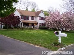 9 Van Nostrand Ct, Robbinsville, NJ 08691