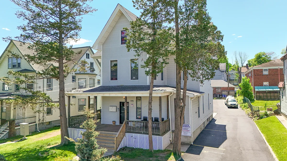 Building Photo - 103 Paulison Ave #1