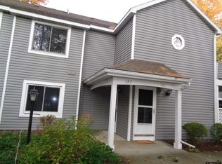 1976 Curry Rd #D127, Schenectady, NY 12303