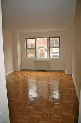 Rented by Michael K Namm Associates | media 30