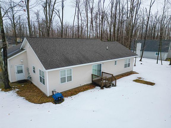 3rd image of 6671 Woodcock Ct