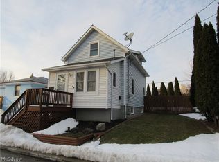 239 King St, Fairport Harbor, OH 44077