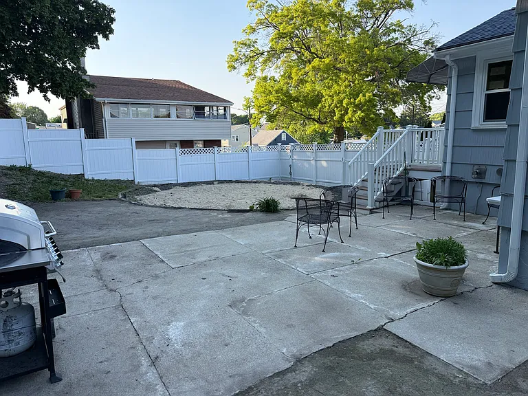 130 Cook Ave — Photo 13