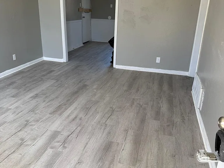2209 Davis Dr — Photo 8