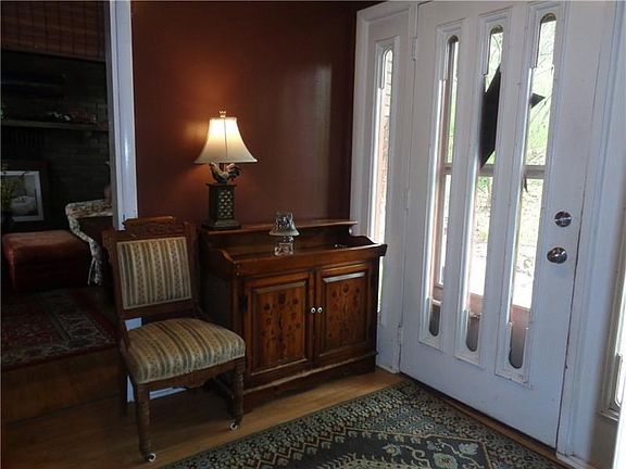 2nd image of 7 Royal Oaks Dr