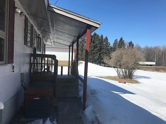 2nd image of 272 Field St