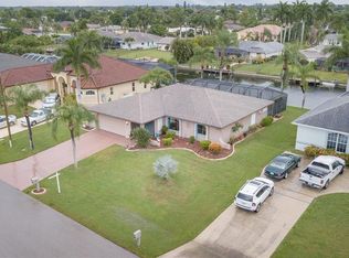 1810 SE 6th Ln, Cape Coral, FL 33990