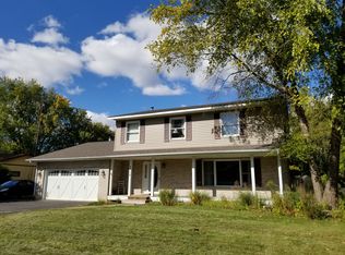 8718 Burton Rd, Wonder Lake, IL 60097