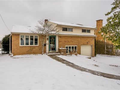 930 Lindsay Rd, Carnegie, PA, 15106