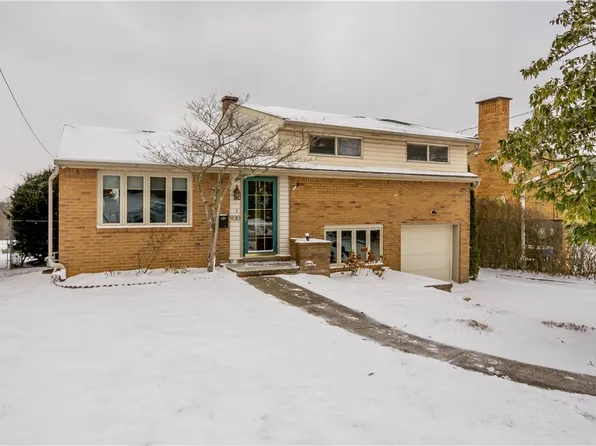 930 Lindsay Rd, Carnegie, PA 15106