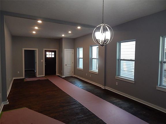 5th image of 1334 Lexington Ave