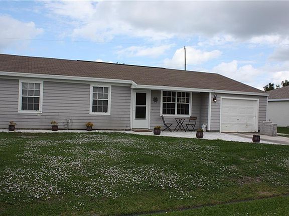 3rd image of 2241 SE Friendship St