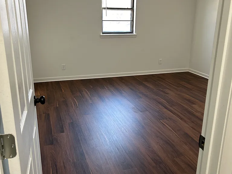 1405 E Haven Ln #1405 — Photo 4