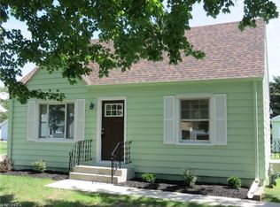 4 Lyndale Dr, Painesville, OH 44077