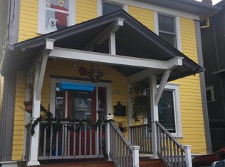 2142 NW Irving St APT A, Portland, OR 97210