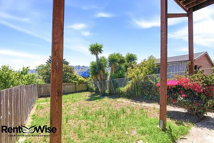133 Caine Ave #A — Photo 24